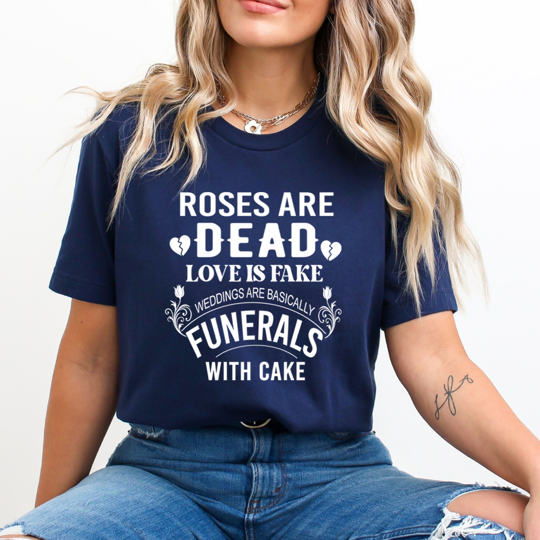 Love is Fake - Unisex T-Shirt