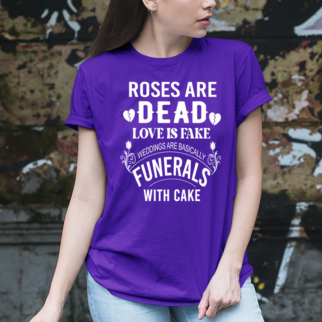 Love is Fake - Unisex T-Shirt